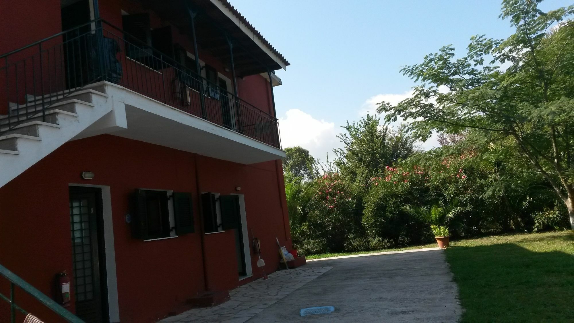 Sunny Dreams Apartments איפסוס מראה חיצוני תמונה